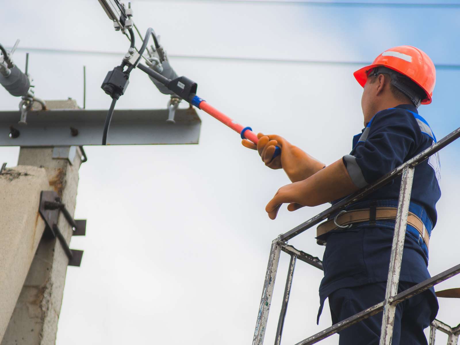 Infraestructura eléctrica residencial, comercial e industrial - Grupo Dicos